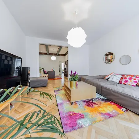 Apartment The Heart Of The